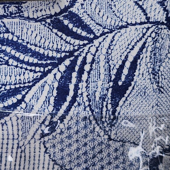 Anne De Soléne King Fitted Sheet GABRIELLE Cotton Pattern Blue White 81"x 83"x18 - Picture 6 of 7